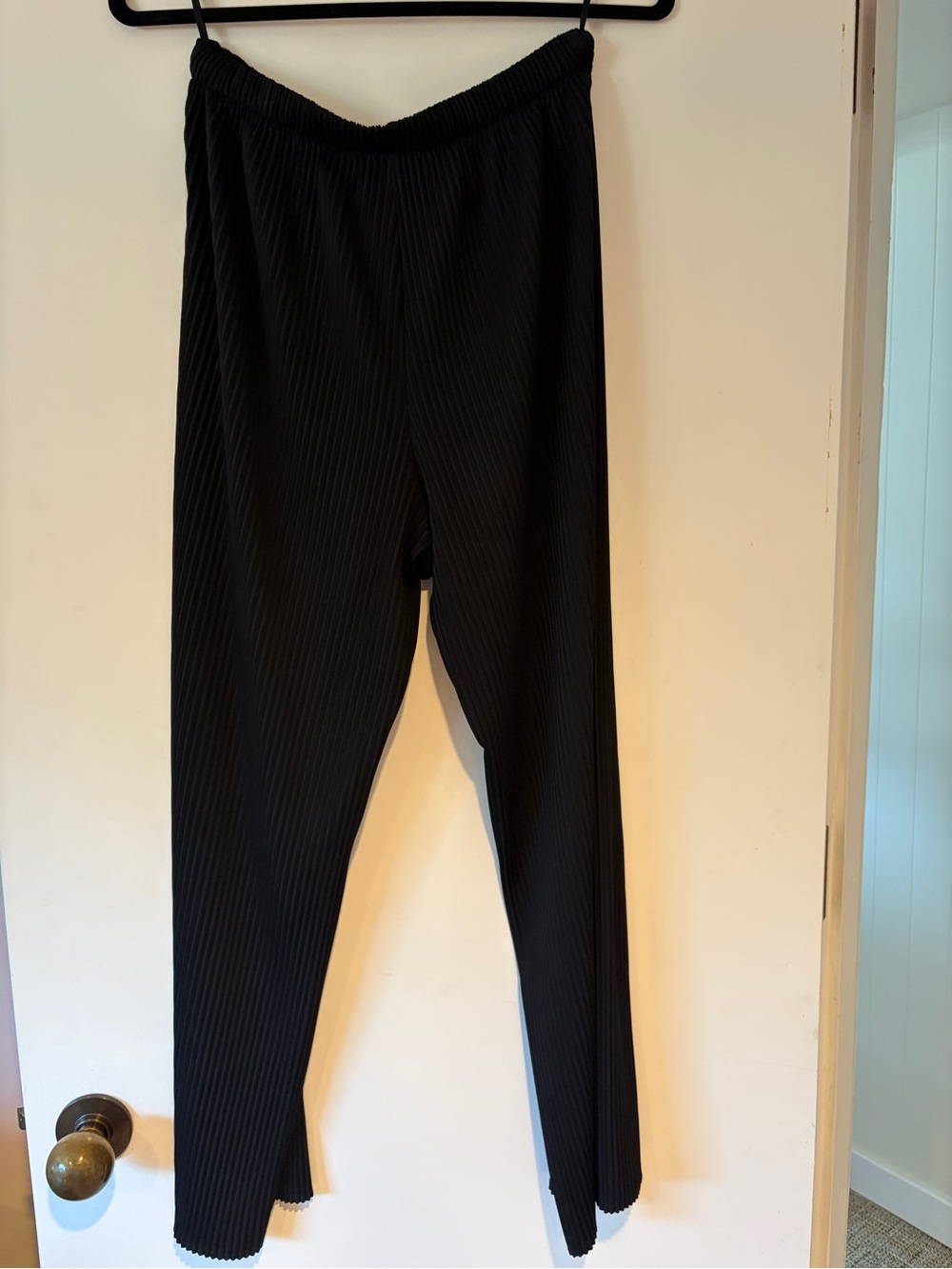 Uniqlo Black Ribbed Elastic-Waist Pants